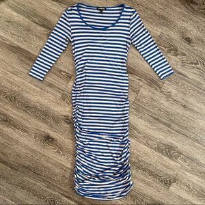 Isabella Oliver long sleeve maxi maternity dress